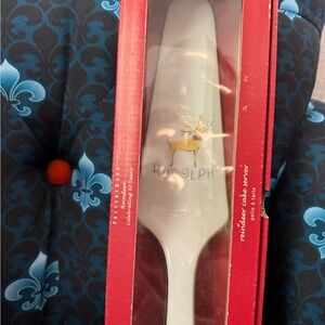 Pottery Barn Rudolph Reindeer Cake Server - Gold and White